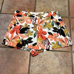 Zara floral patter shorts size L